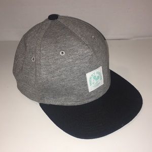 DISNEY COLLECTION MICKEY MOUSE NEFF STRAP BACK CAP ONE ADJUSTABLE.